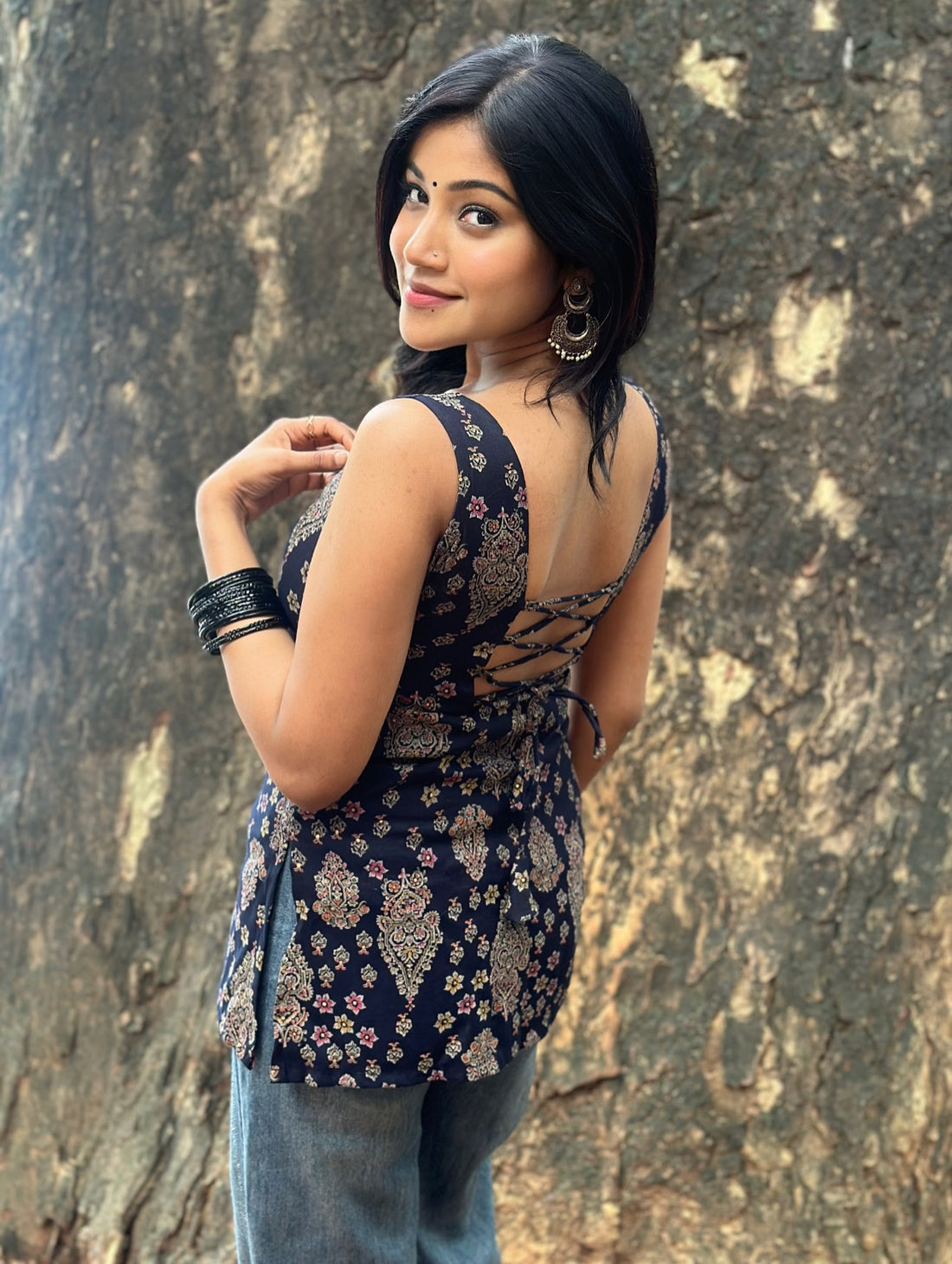 Sleeveless Ethnic Print Kurti